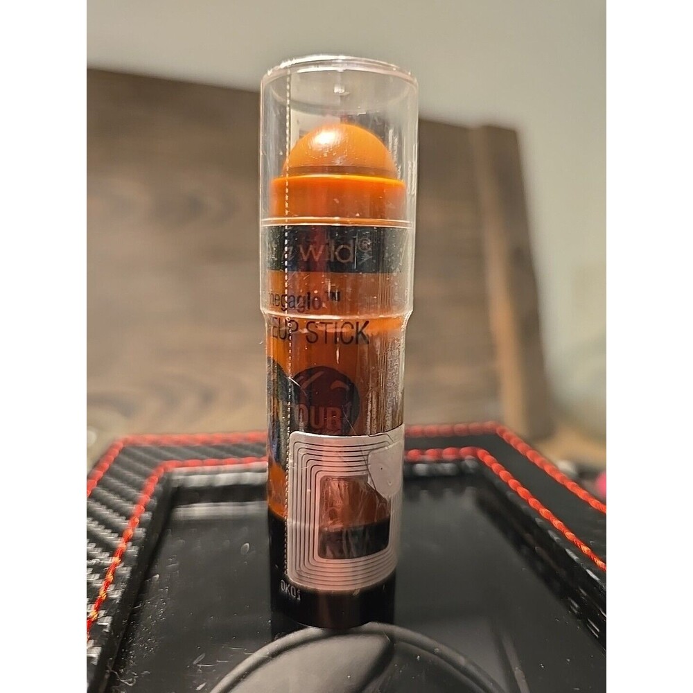Wet N Wild MegaGlo Makeup Stick Contour 805 Call Me Maple 0.21 oz * Mega Glow *